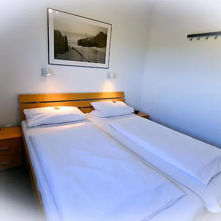 Strandhochhaus Sj07 *